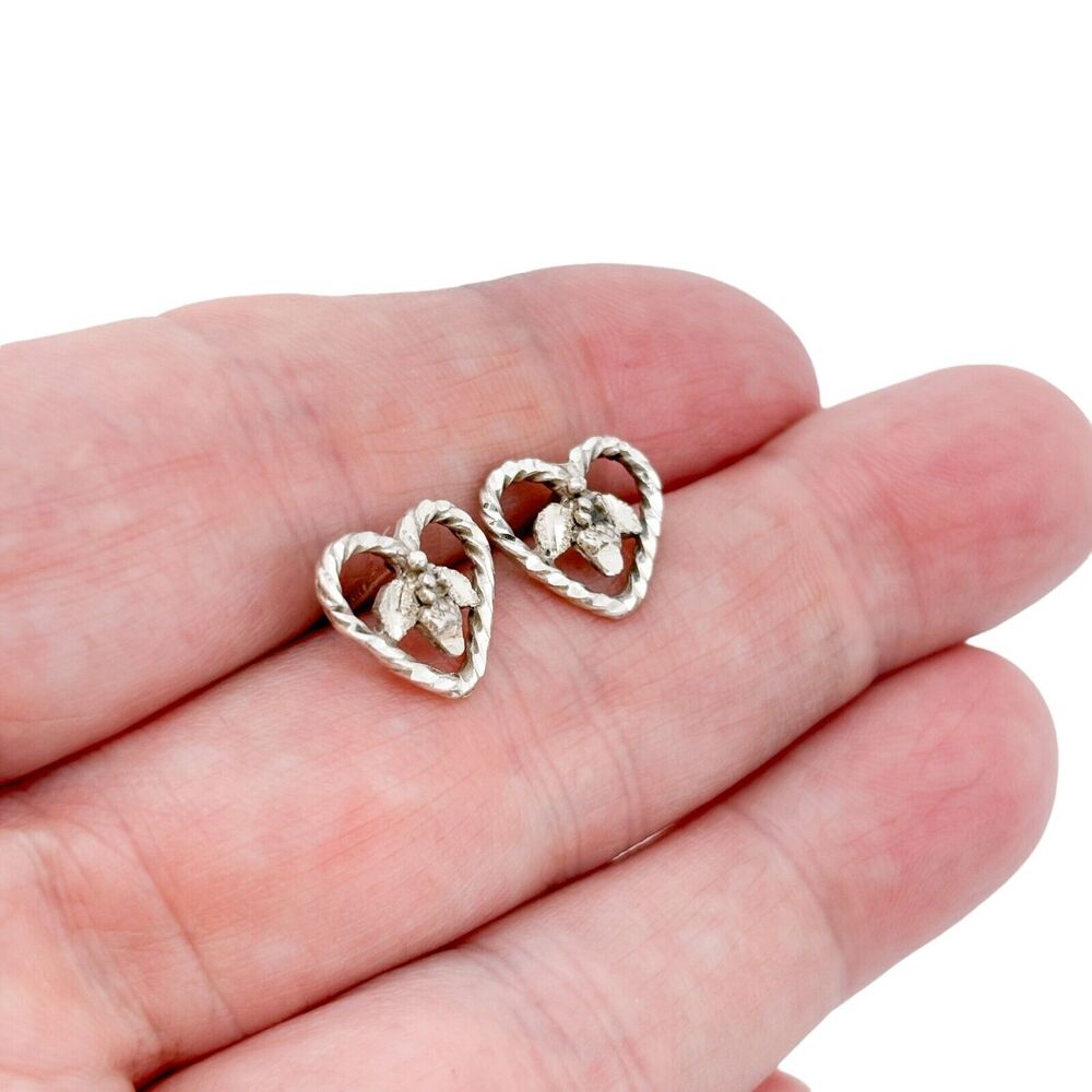 Vintage Sterling Silver 925 Diamond Cut Heart Acorn and Leaves Stud Earrings
